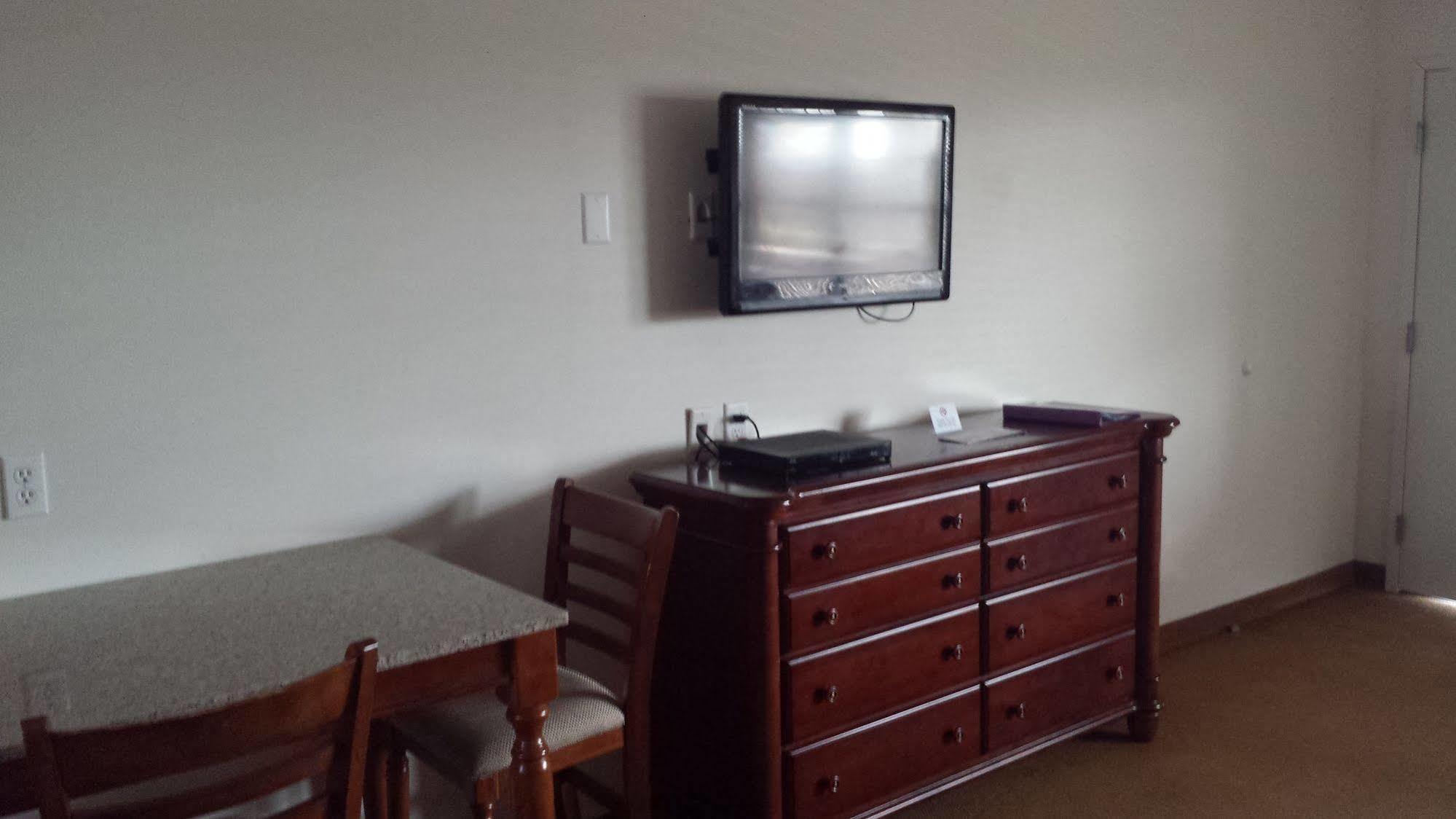 קייפ צ'ארלס Shore Stay Suites מראה חיצוני תמונה